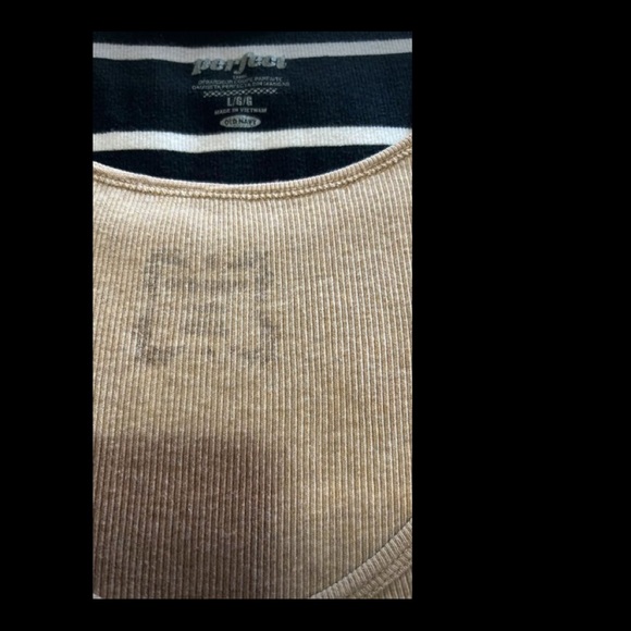 Lot of 9 OLD NAVY tanks - Picture 7 of 10